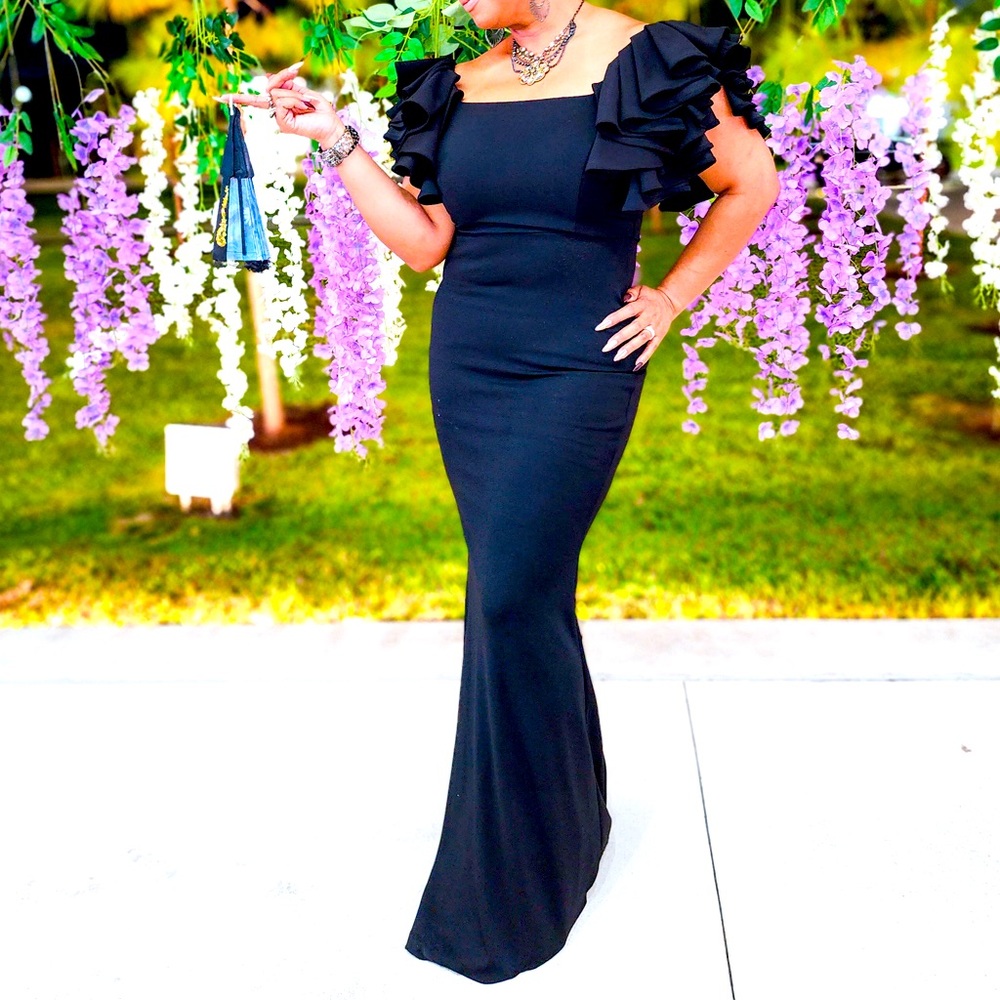 Black evening gown size M